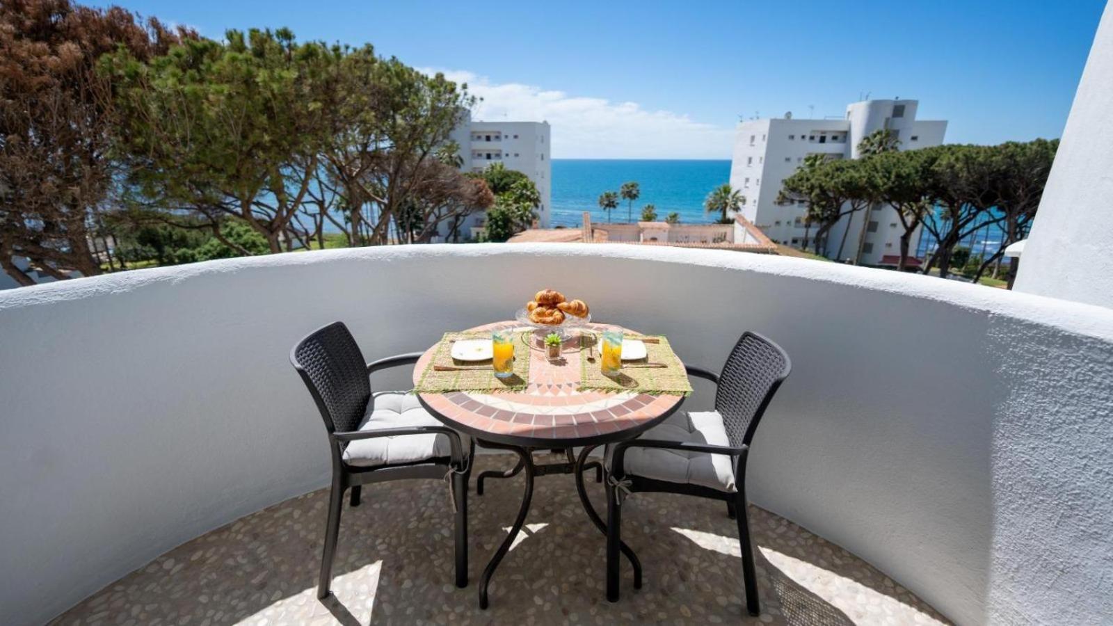 Beachfront Apartment In Calahonda MIJAS COSTA Exteriér fotografie