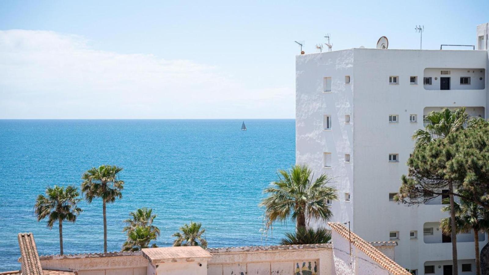 Beachfront Apartment In Calahonda MIJAS COSTA Exteriér fotografie